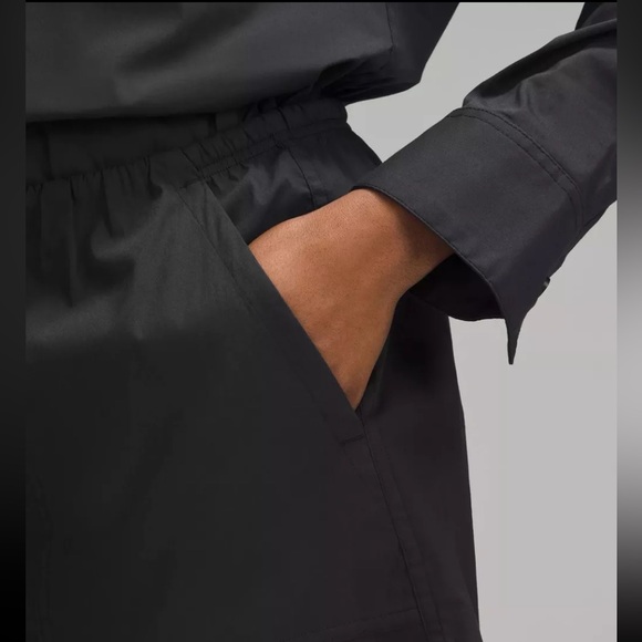 Lululemon NWOT Cotton-Blend Poplin High-Rise Short 4" Black - Picture 4 of 11